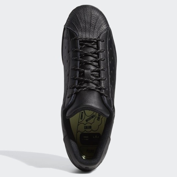 Pharrell Williams x adidas Superstar Triple Black - Picture 3 of 10